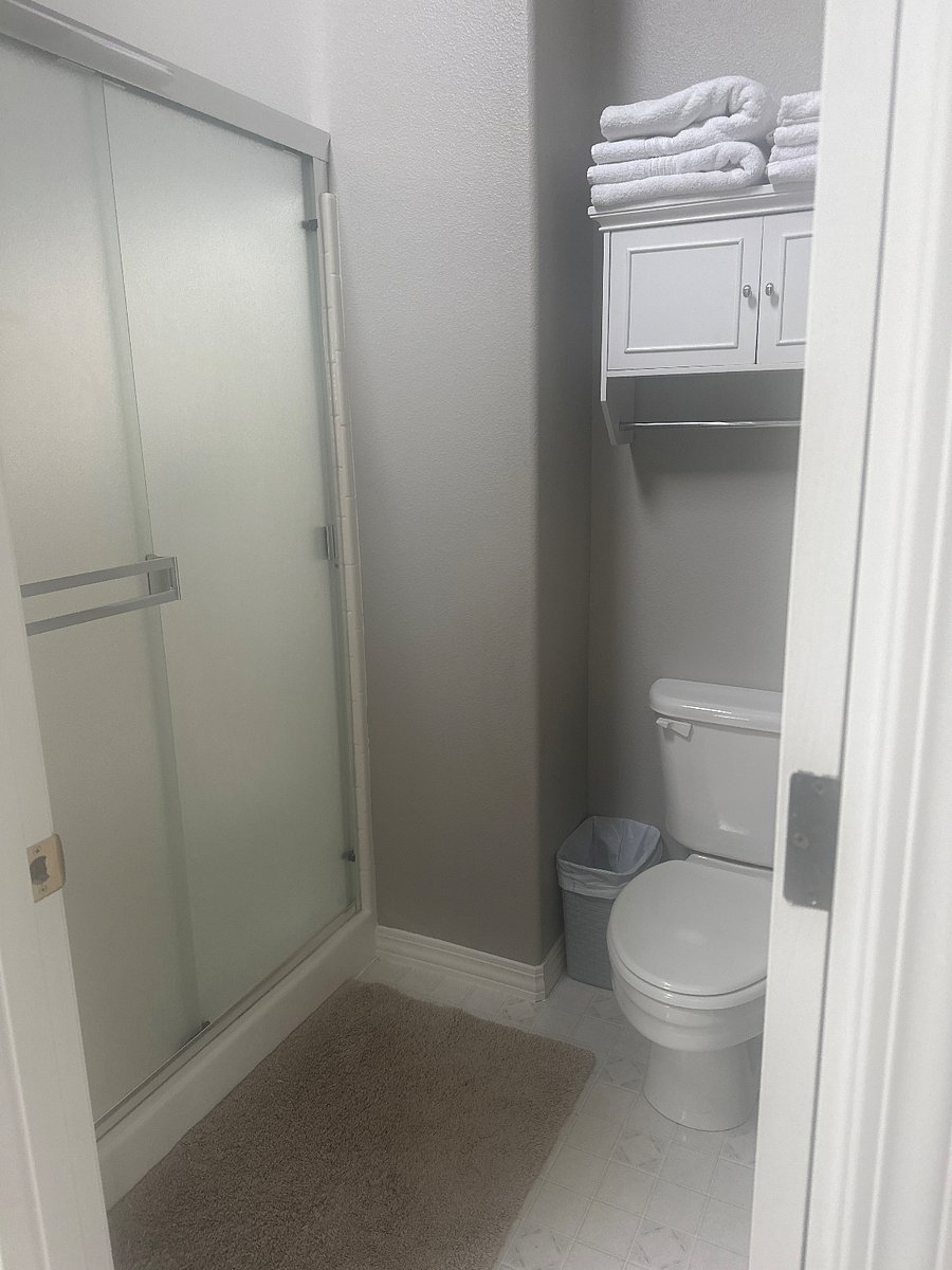 Furnished Finder property 898205_1 photo 6