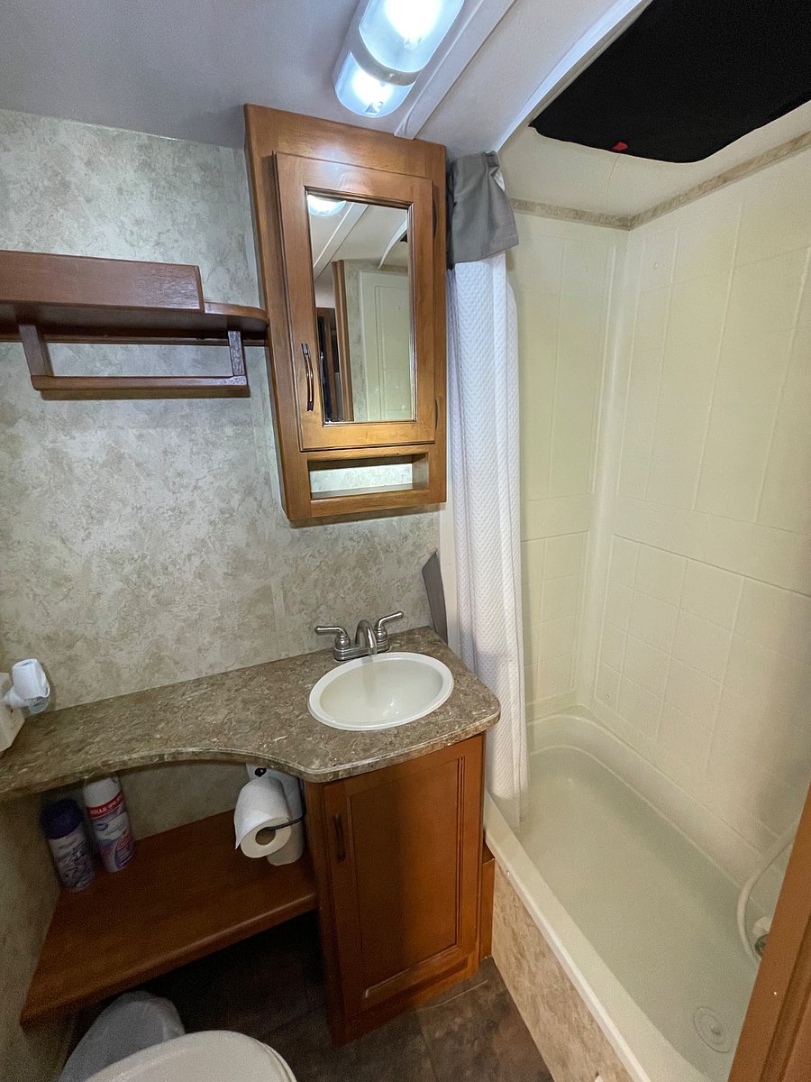 Furnished Finder property 898206_1 photo 8