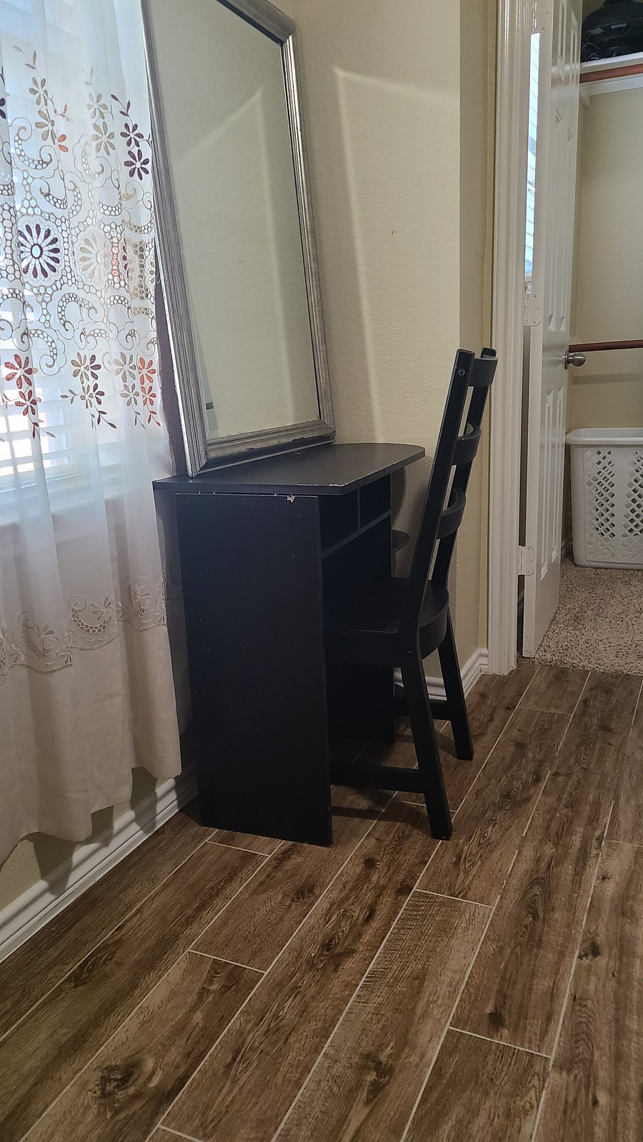 Furnished Finder property 898223_1 photo 4