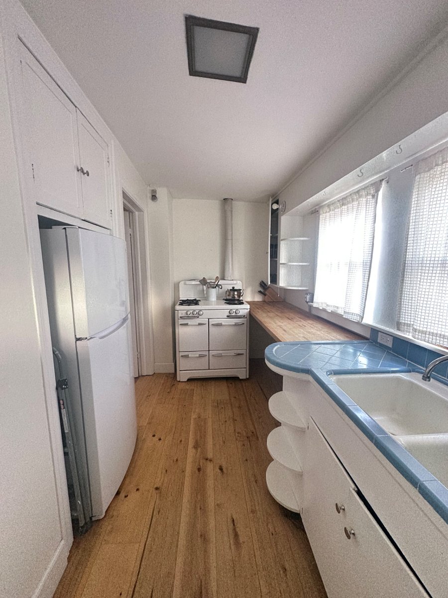 Furnished Finder property 898236_1 photo 3