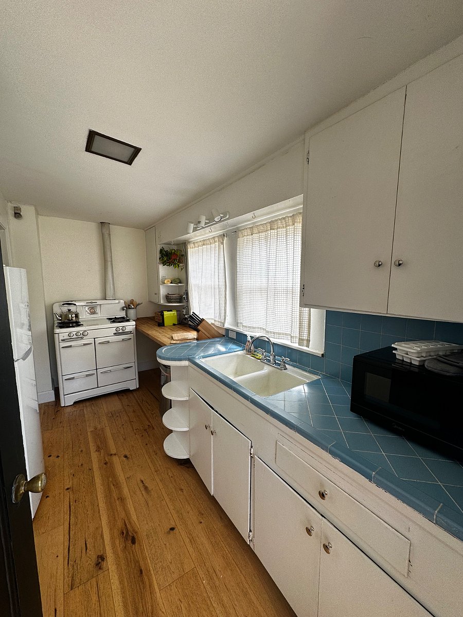Furnished Finder property 898236_1 photo 7