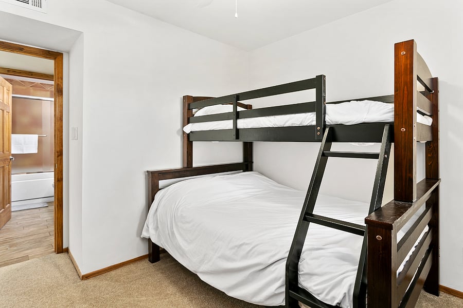 Furnished Finder property 898244_1 photo 22