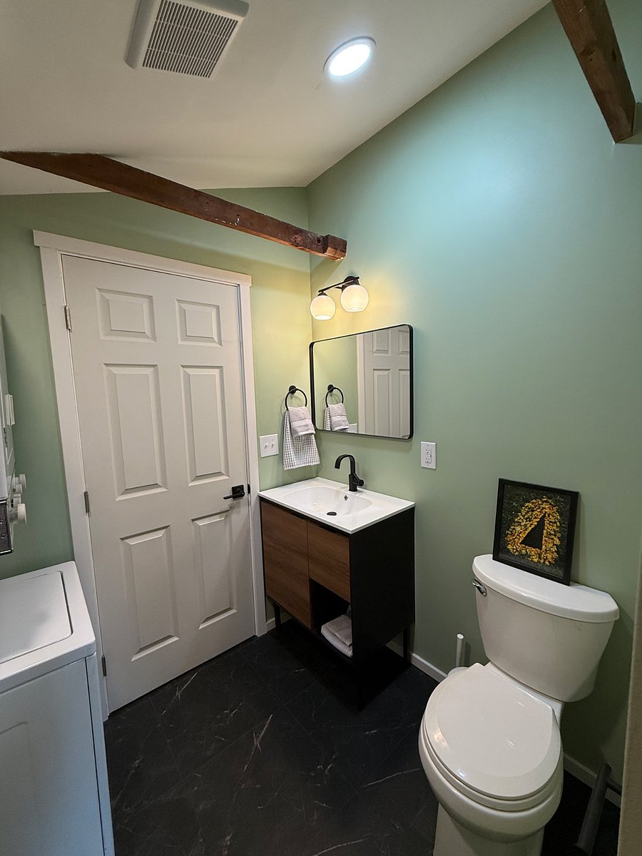 Furnished Finder property 898288_1 photo 9