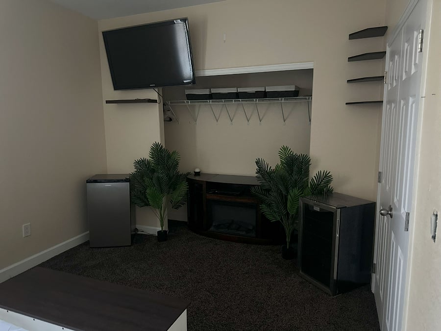 Furnished Finder property 898292_1 photo 7