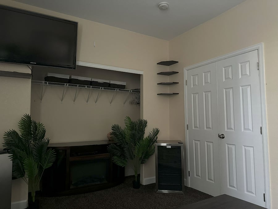 Furnished Finder property 898292_1 photo 9