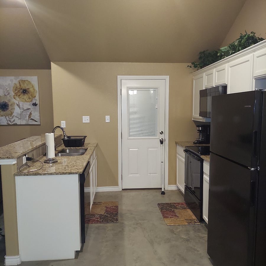 Furnished Finder property 898331_1 photo 5