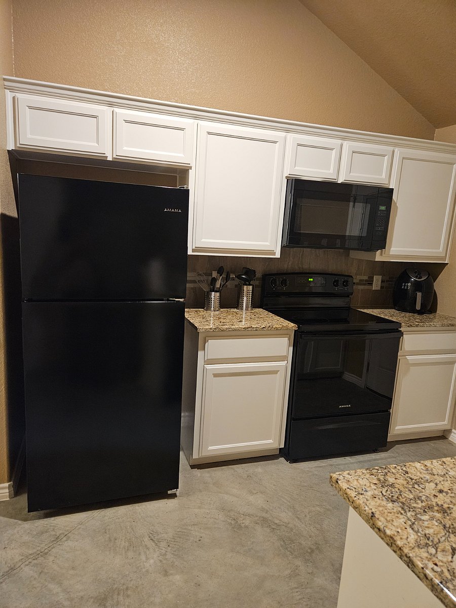 Furnished Finder property 898331_2 photo 4