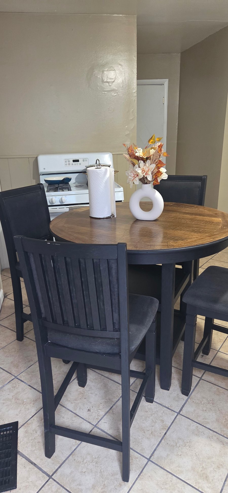 Furnished Finder property 898333_1 photo 8