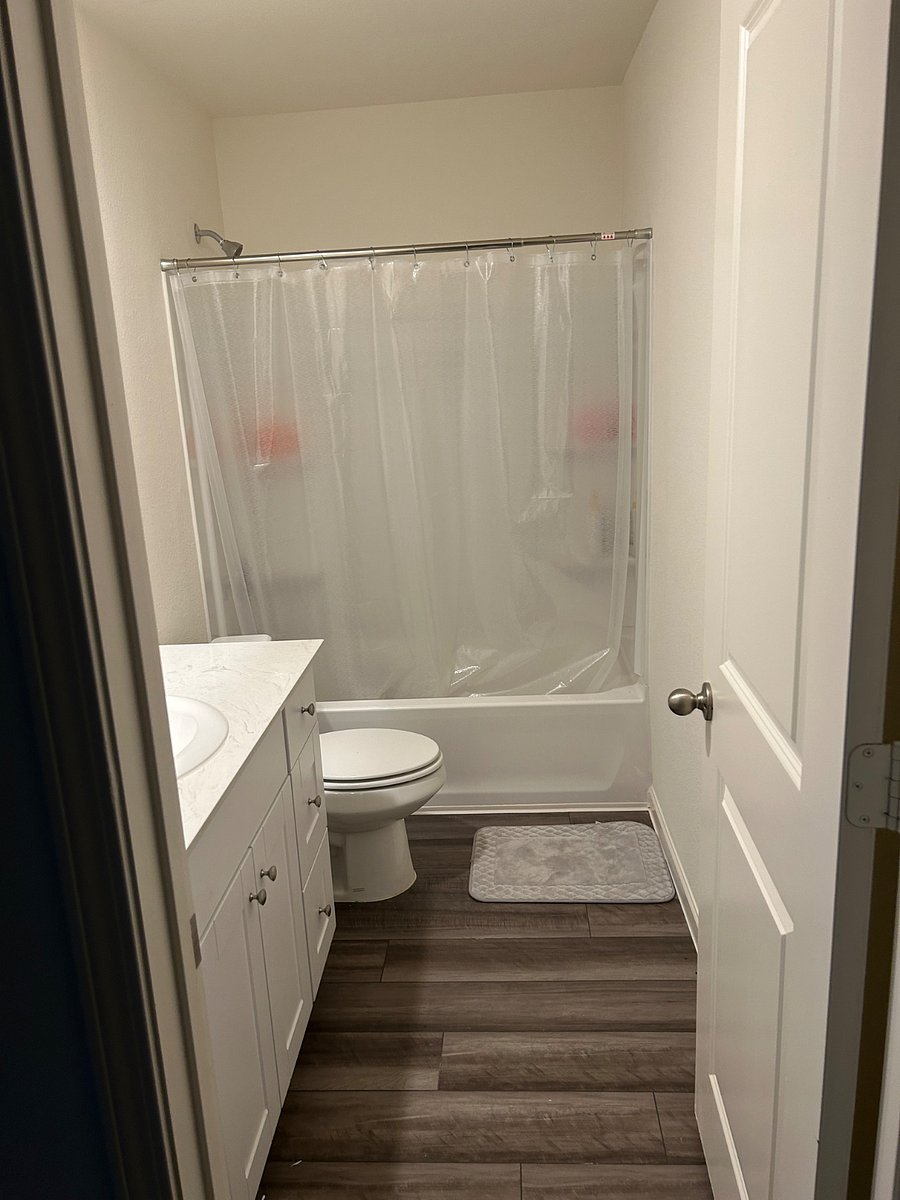 Furnished Finder property 898334_1 photo 15