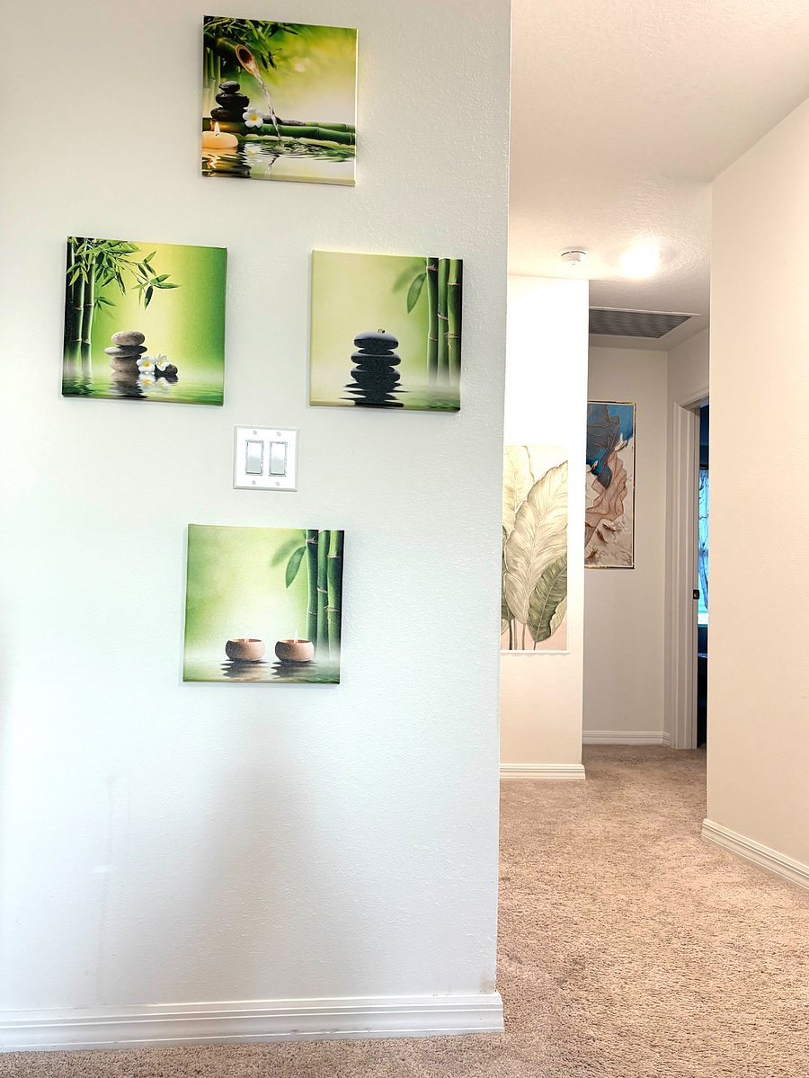 3 bedrooms 2 bath in 2nd Floor