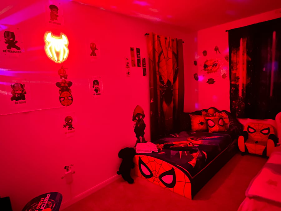 Spider-Mans corner at night;)
