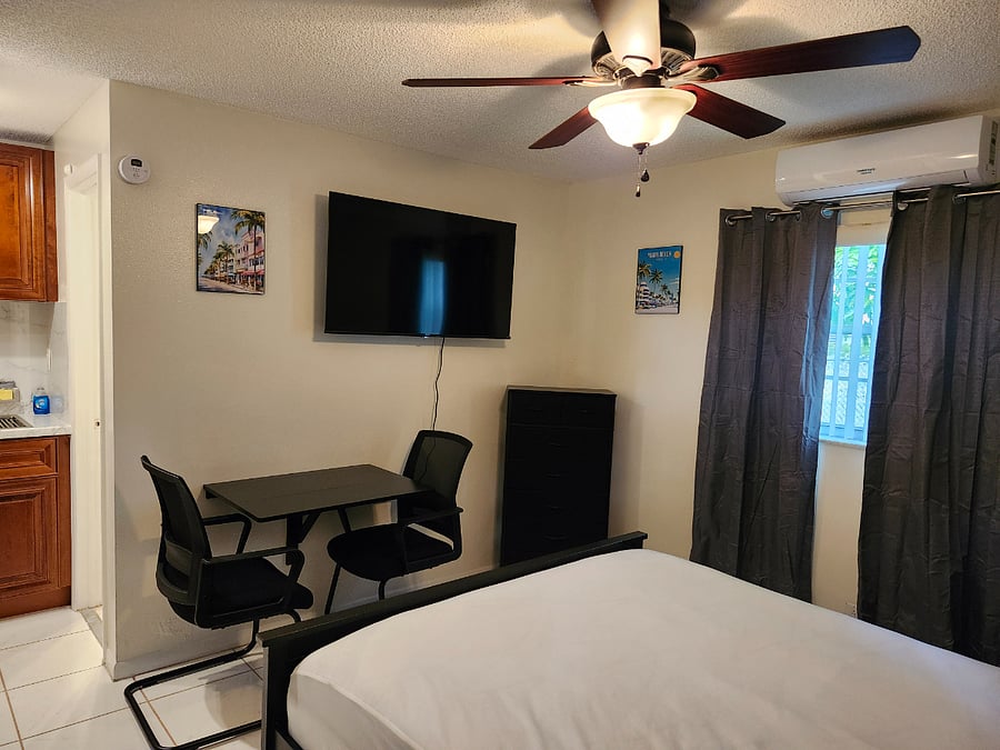 Furnished Finder property 898358_1 photo 12