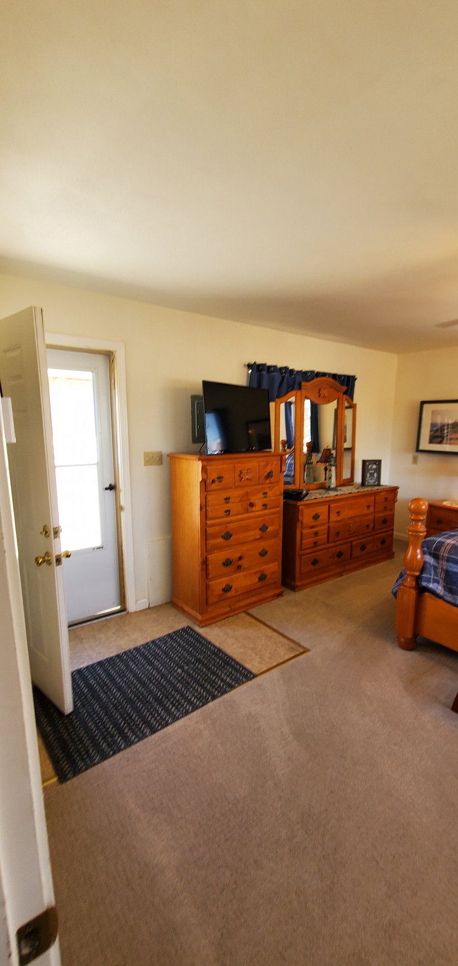 Furnished Finder property 898383_2 photo 15