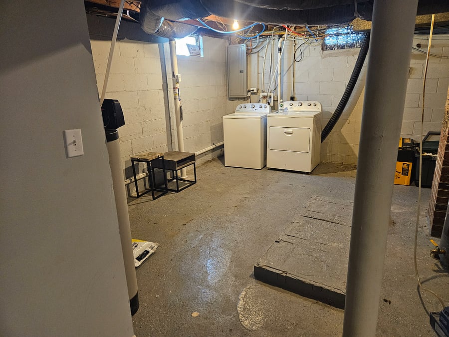 Washer/Dryer downstairs in utility room
