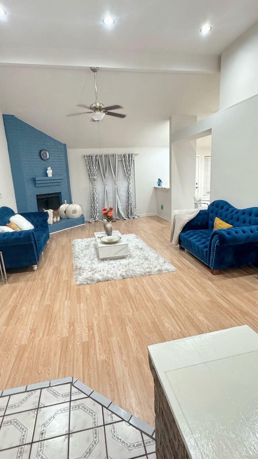 Furnished Finder property 898397_1 photo 2