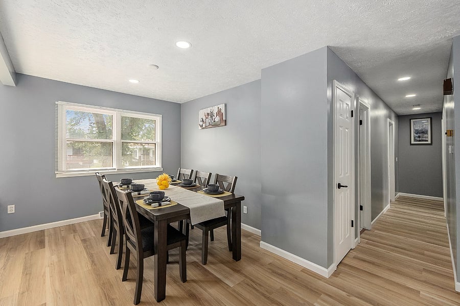 Furnished Finder property 898403_1 photo 9