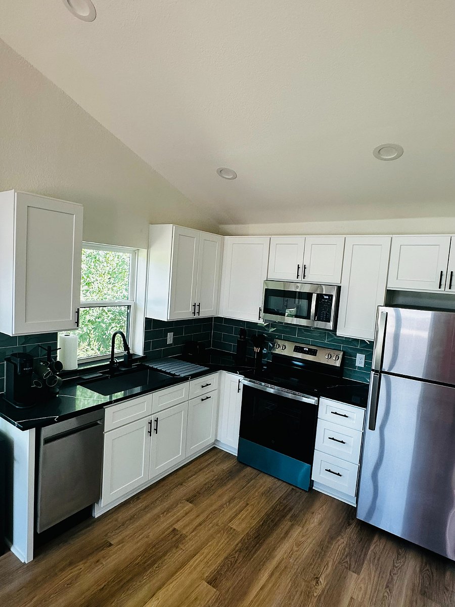 Furnished Finder property 898421_1 photo 10