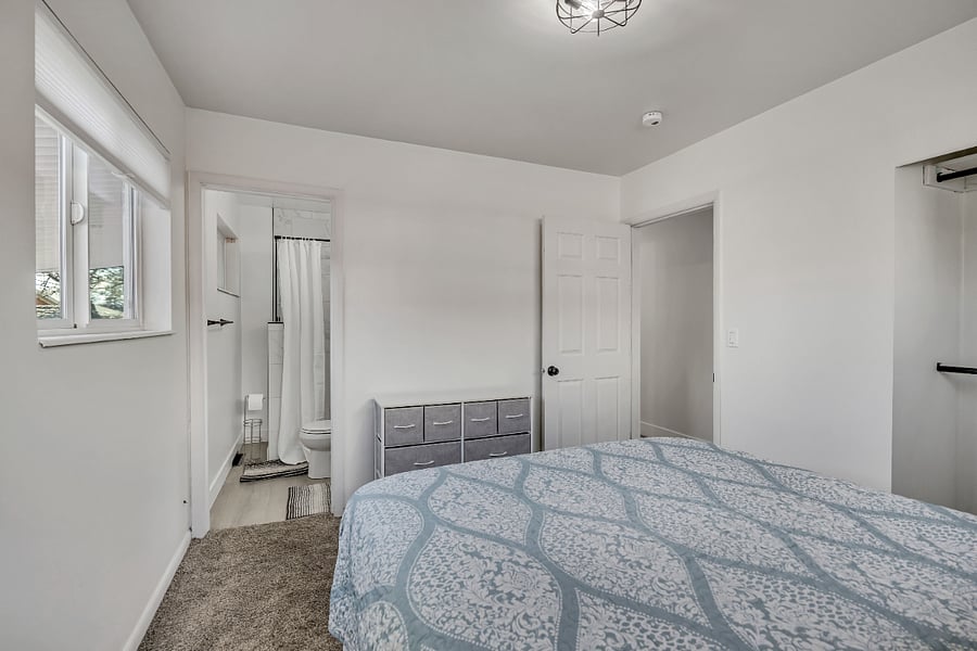 Furnished Finder property 898444_1 photo 8