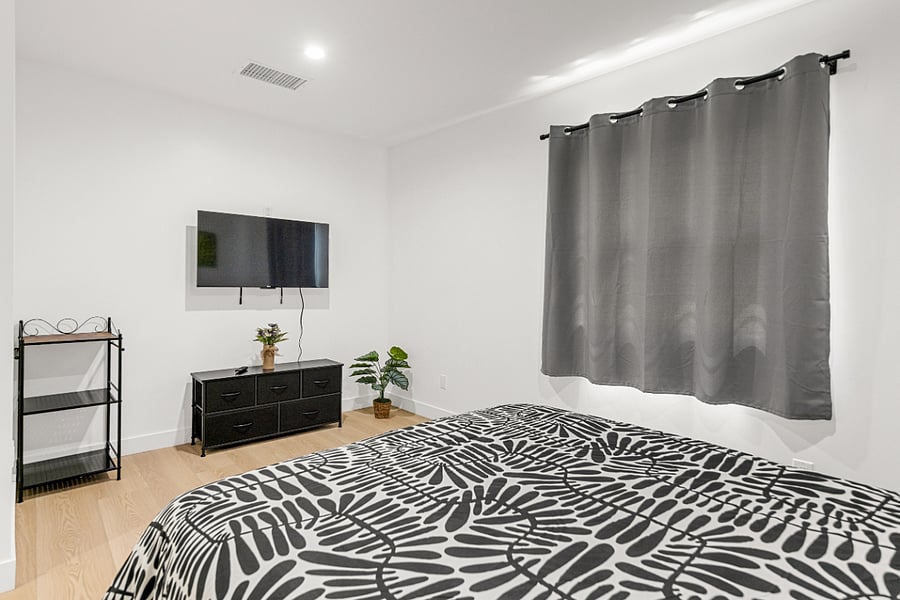 Furnished Finder property 898446_2 photo 7