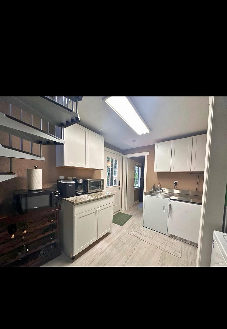 Furnished Finder property 898466_1 photo 3