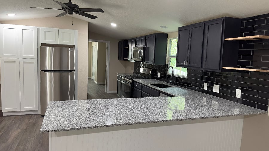 Furnished Finder property 898471_1 photo 3