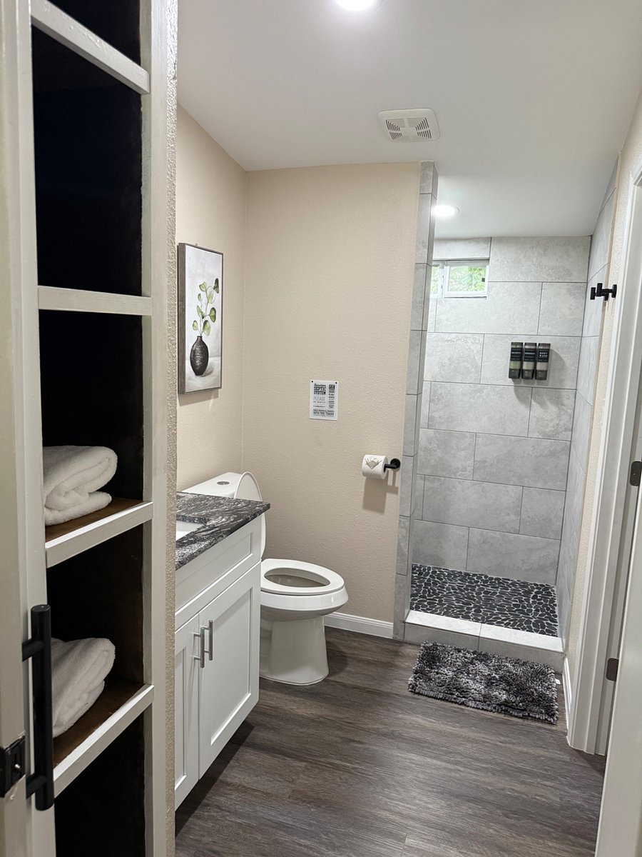 Furnished Finder property 898471_1 photo 11