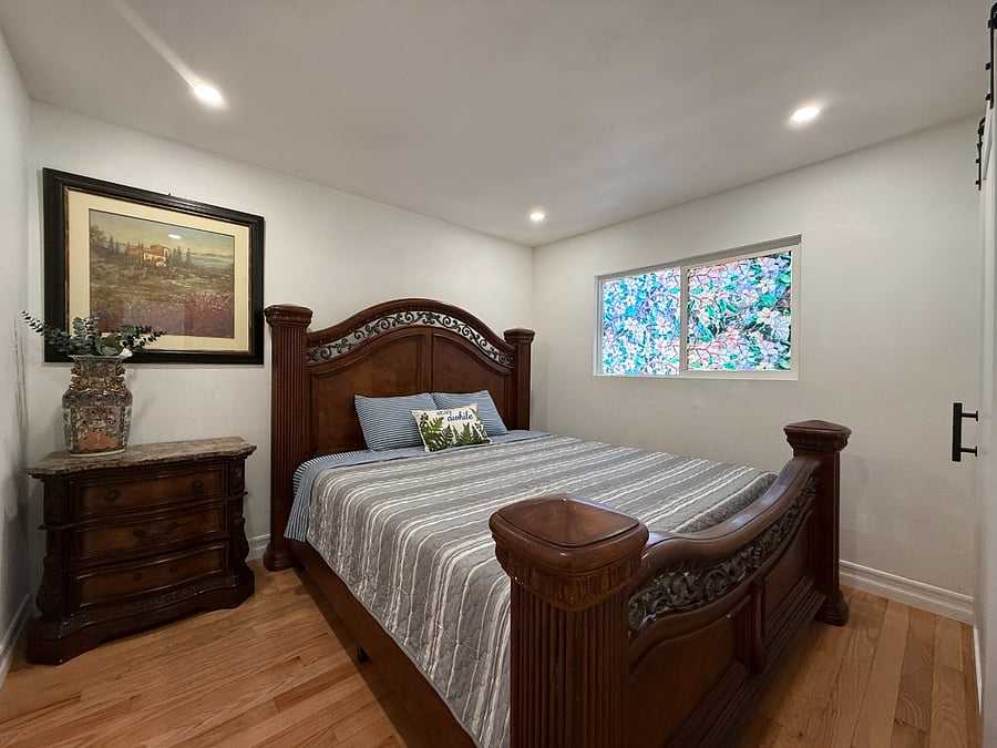 Furnished Finder property 898476_1 photo 25
