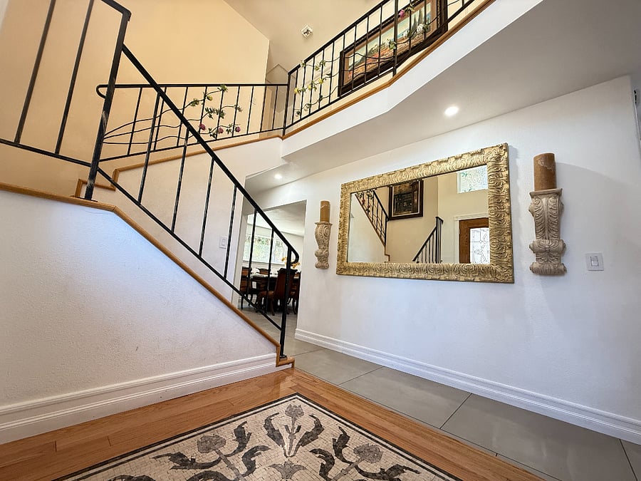 Furnished Finder property 898476_1 photo 26