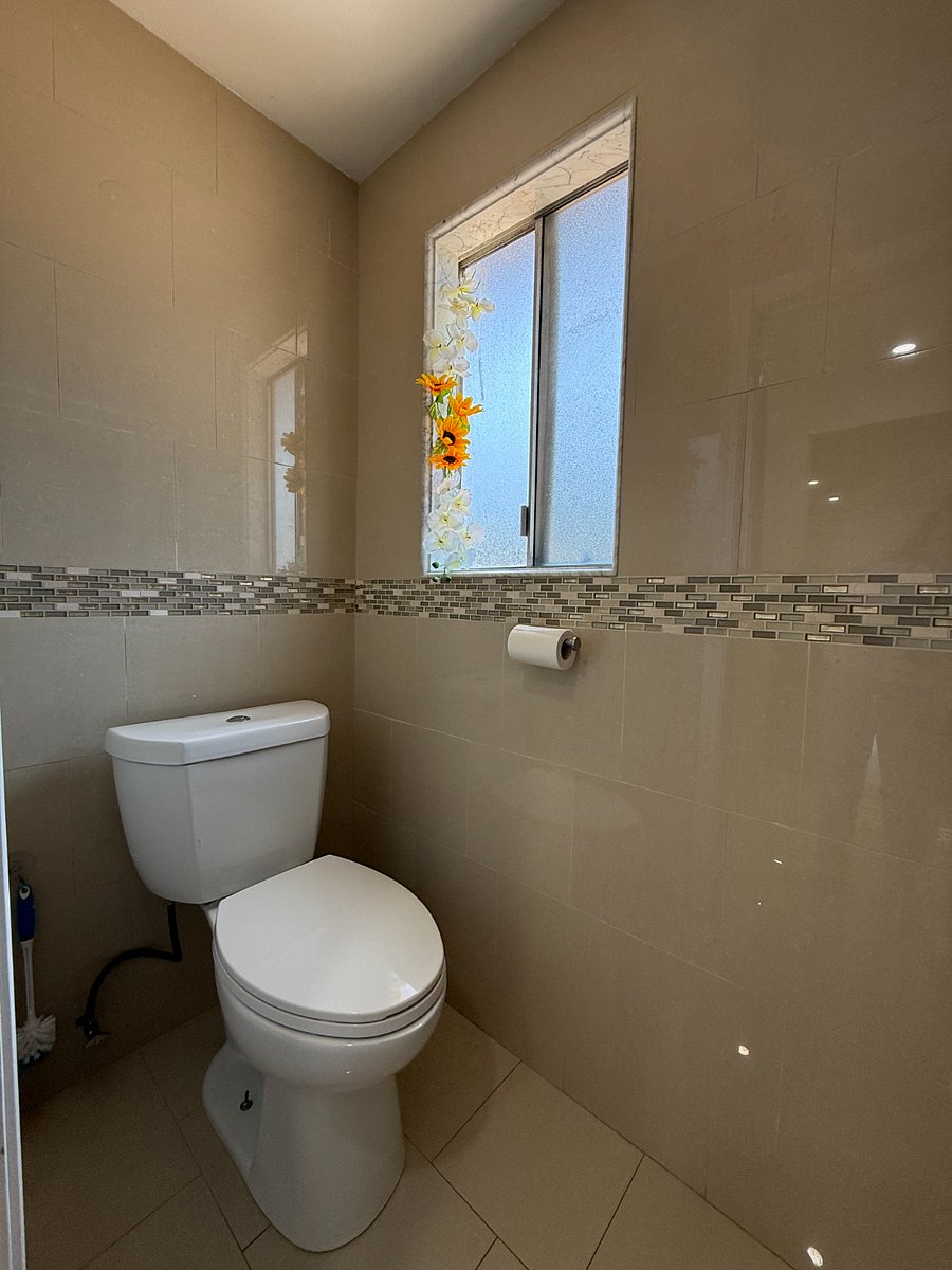 Furnished Finder property 898476_1 photo 16