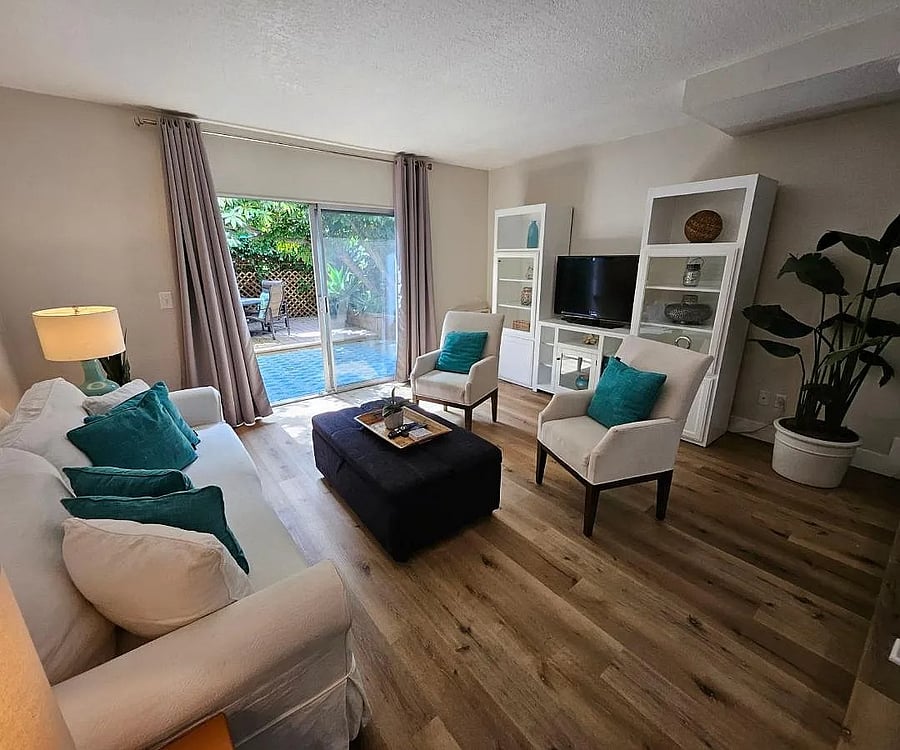 Furnished Finder property 898479_1 photo 3