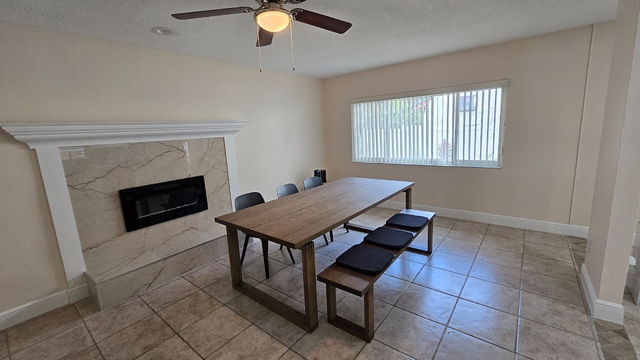 Furnished Finder property 898496_1 photo 11