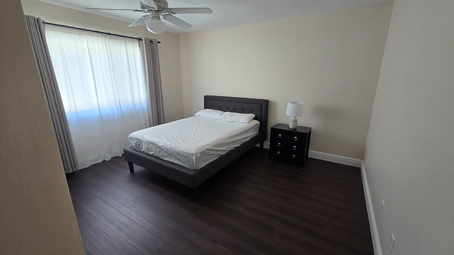 Furnished Finder property 898496_1 photo 12