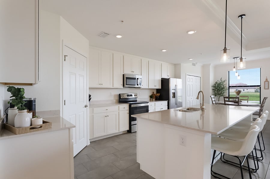 Furnished Finder property 898501_1 photo 4