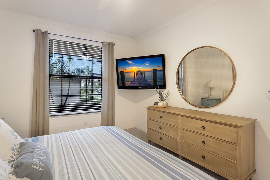 Furnished Finder property 898501_1 photo 11
