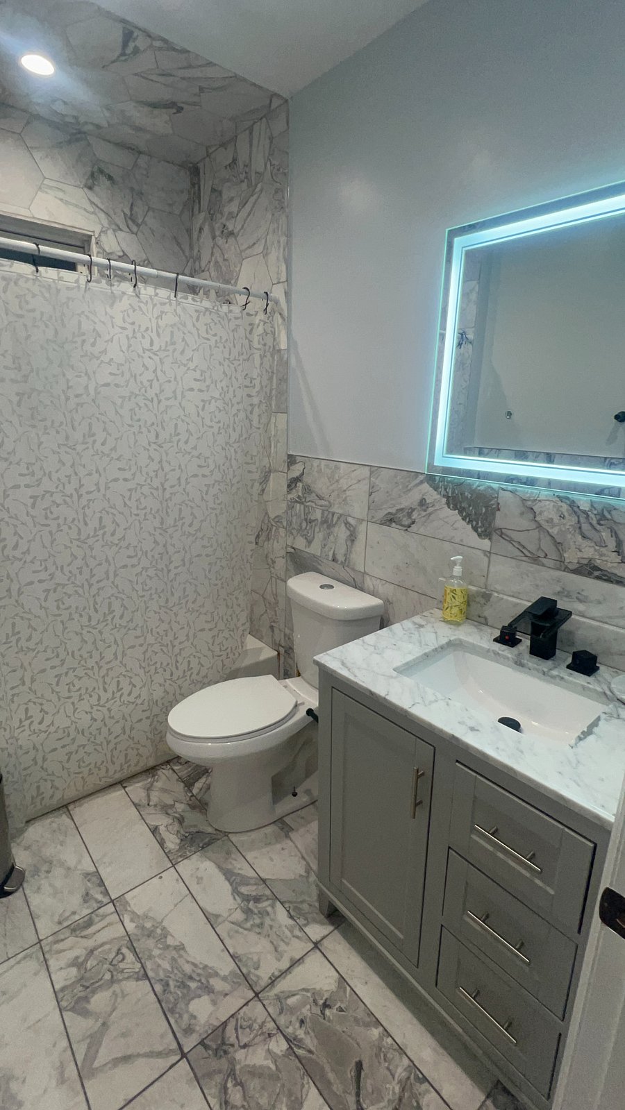 Furnished Finder property 898502_2 photo 27