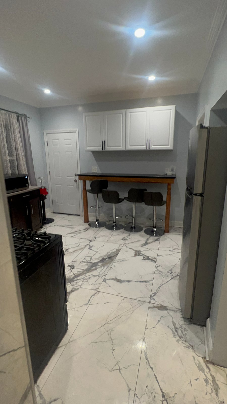Furnished Finder property 898502_3 photo 8