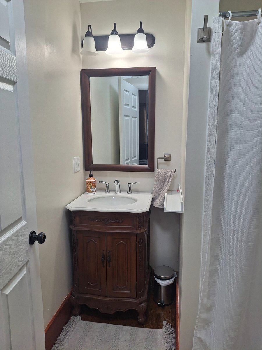 Furnished Finder property 898504_1 photo 20