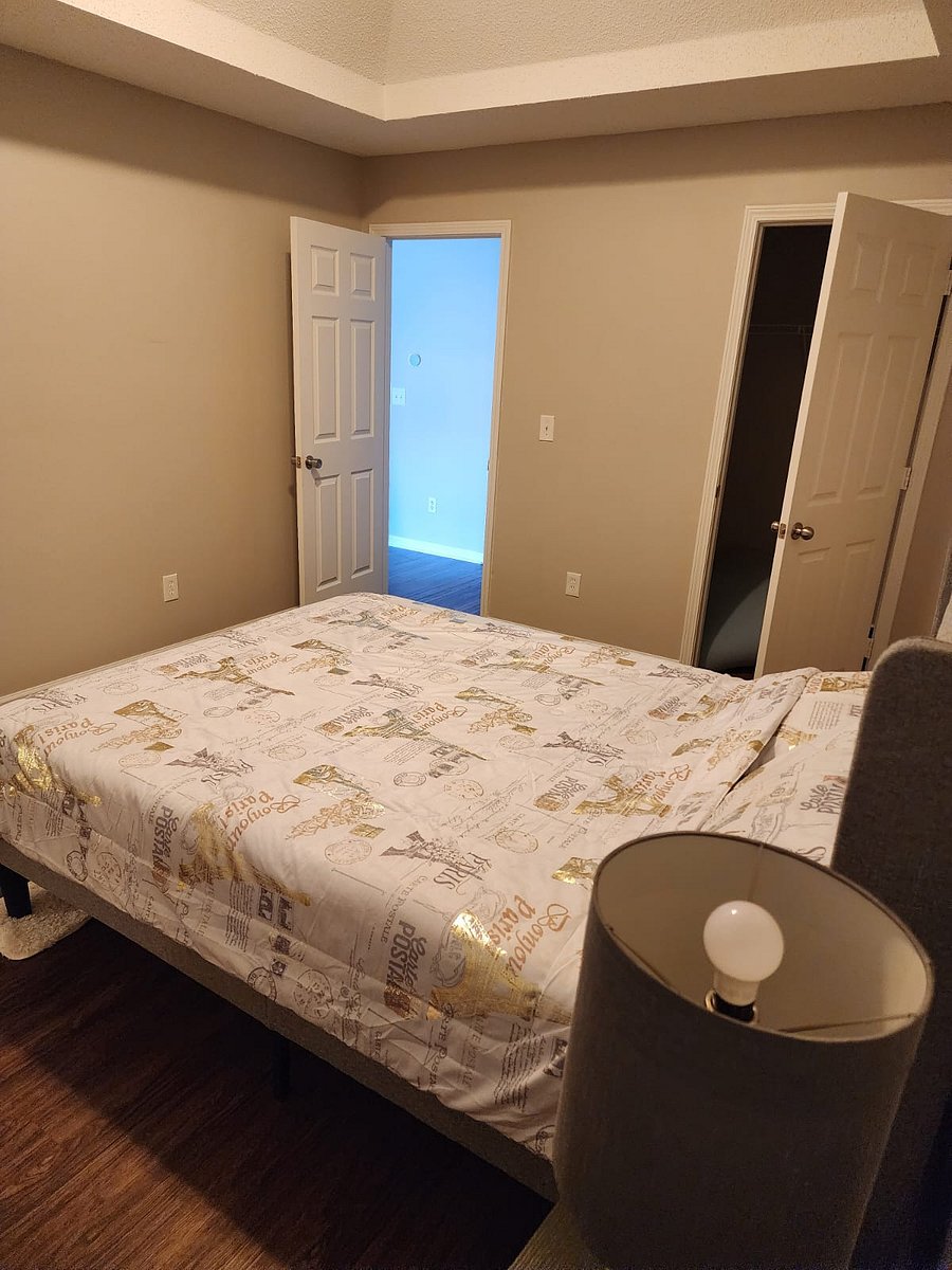 Furnished Finder property 898513_1 photo 7