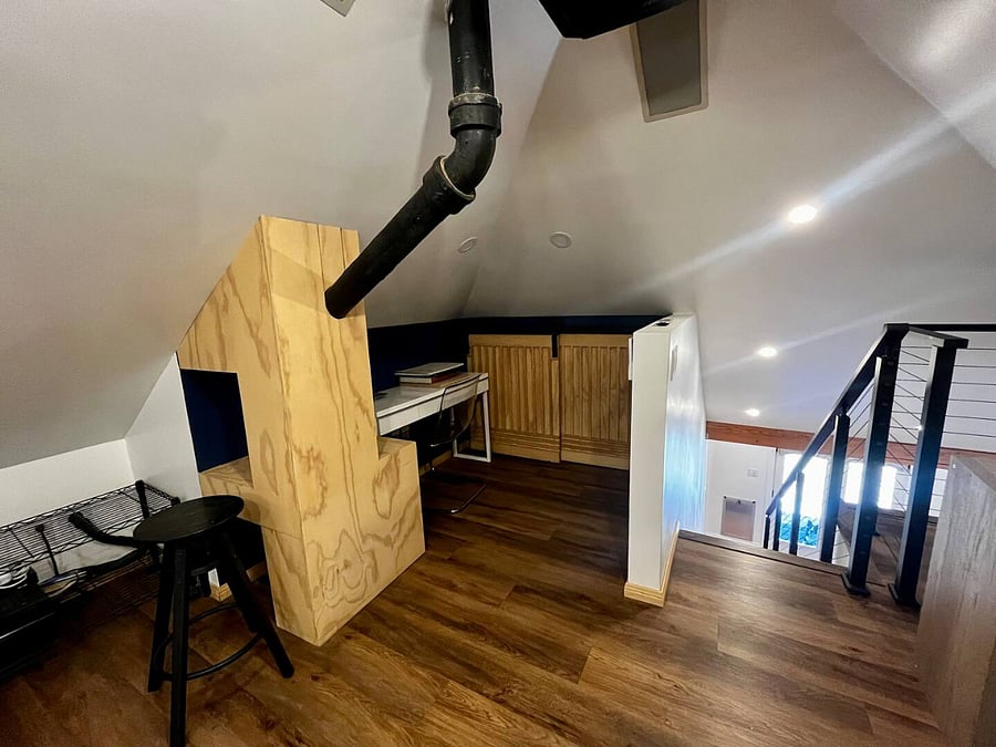 Private Desk Space