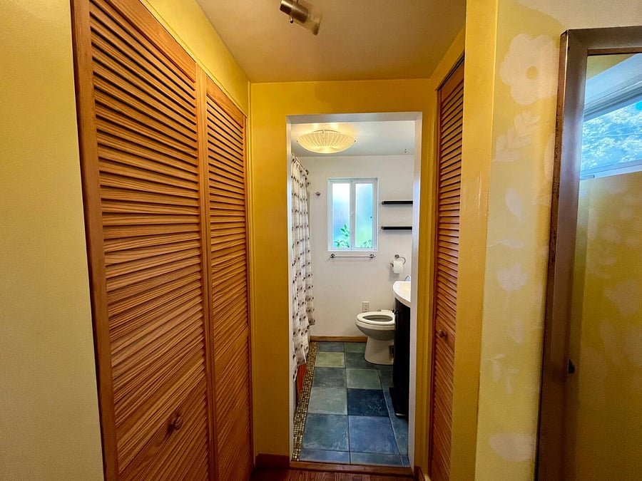 Bathroom 2 Storage