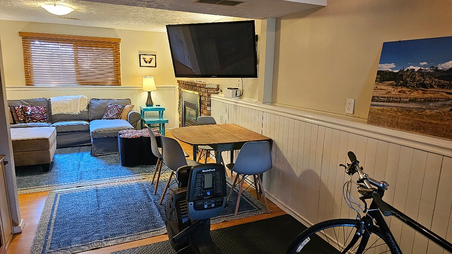 Downstairs Den - 50" Smart TV, Gas Fireplace