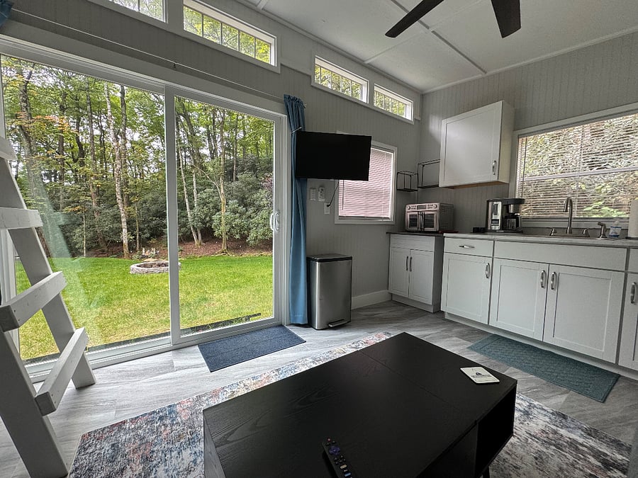 Furnished Finder property 898525_1 photo 4