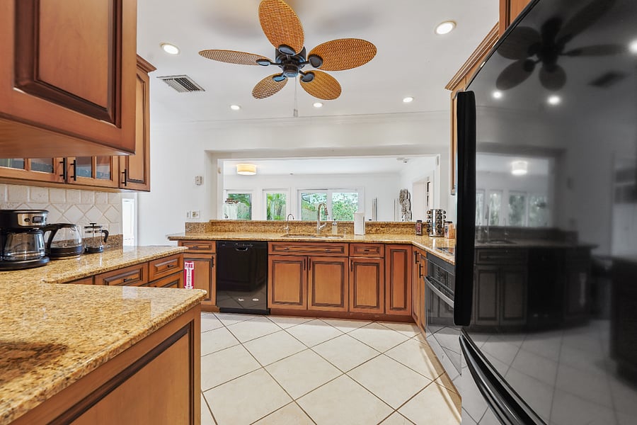 Furnished Finder property 898532_1 photo 18