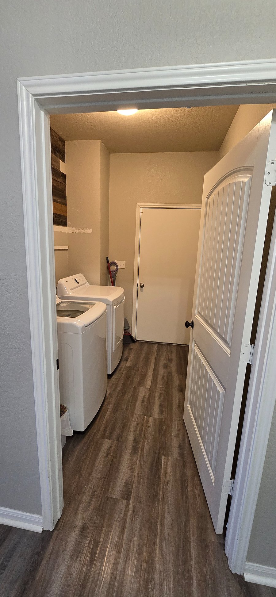 Furnished Finder property 898534_1 photo 10
