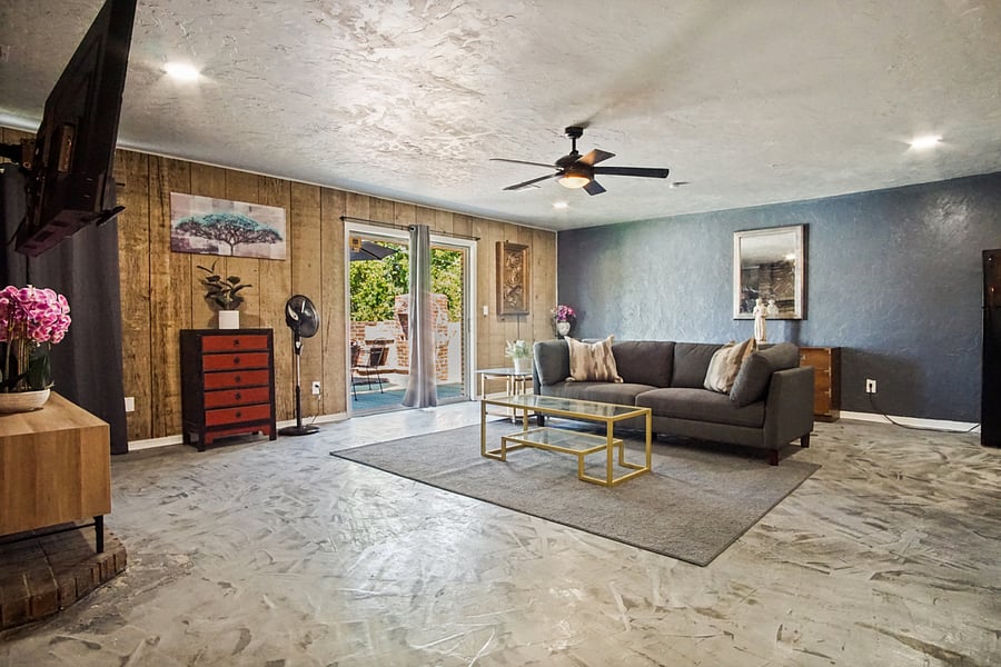 Furnished Finder property 898553_1 photo 12