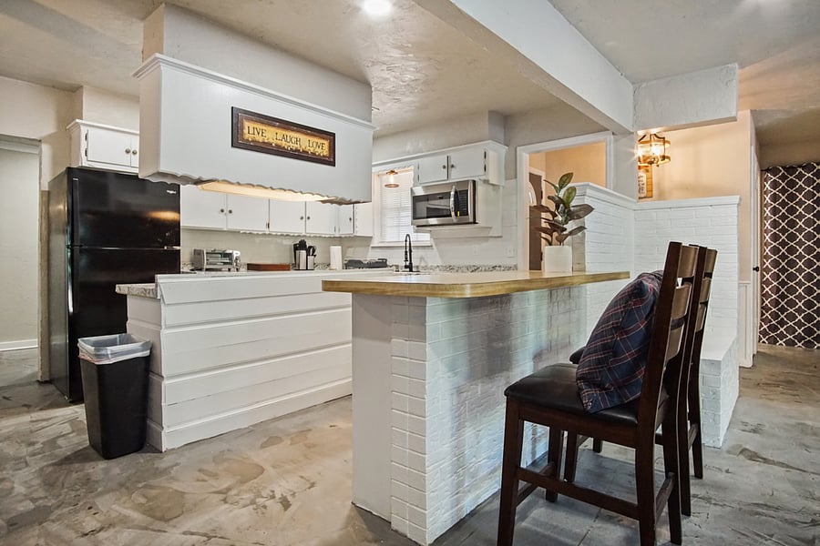 Furnished Finder property 898553_1 photo 13