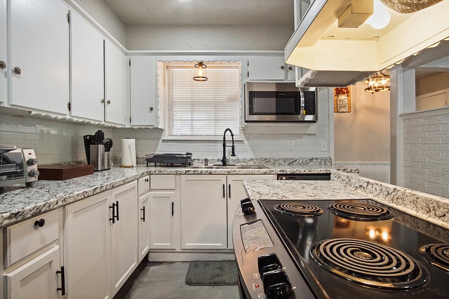 Furnished Finder property 898553_1 photo 16