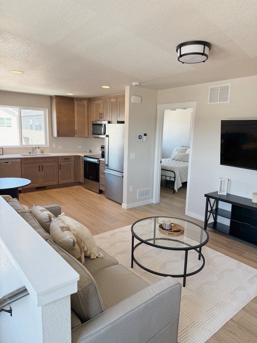Furnished Finder property 898567_1 photo 4