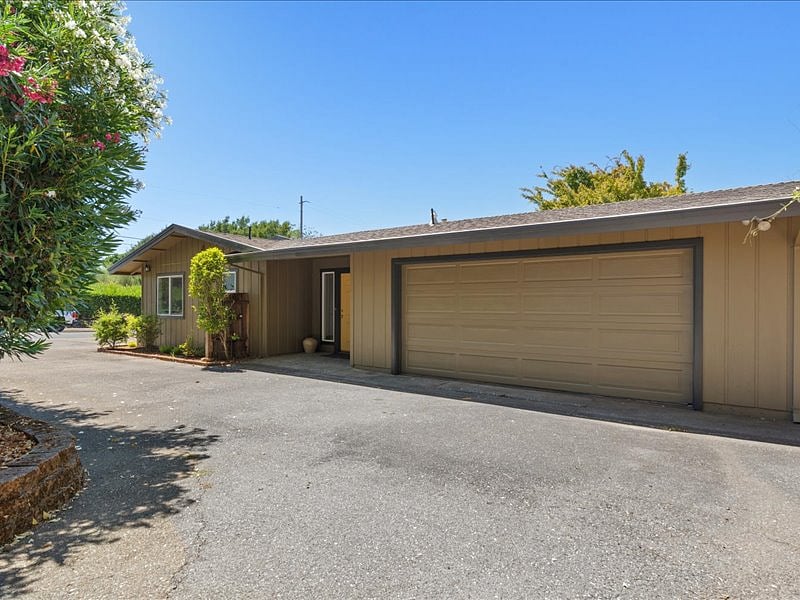 Furnished Finder property 898573_1 photo 24