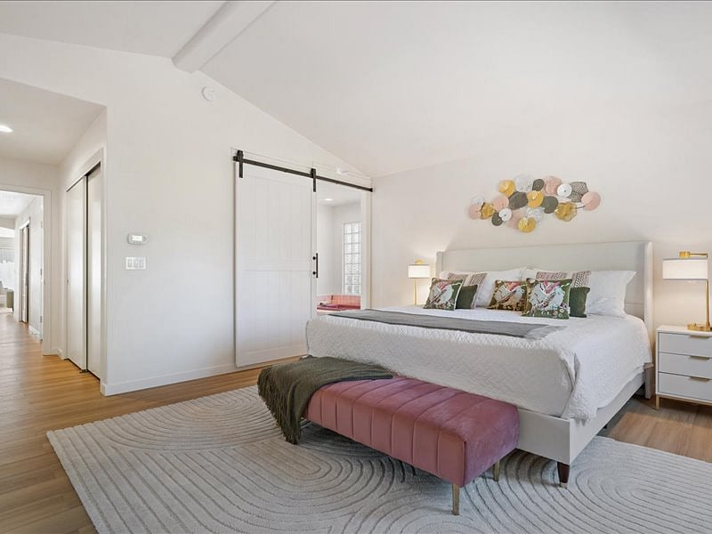 Furnished Finder property 898573_1 photo 12
